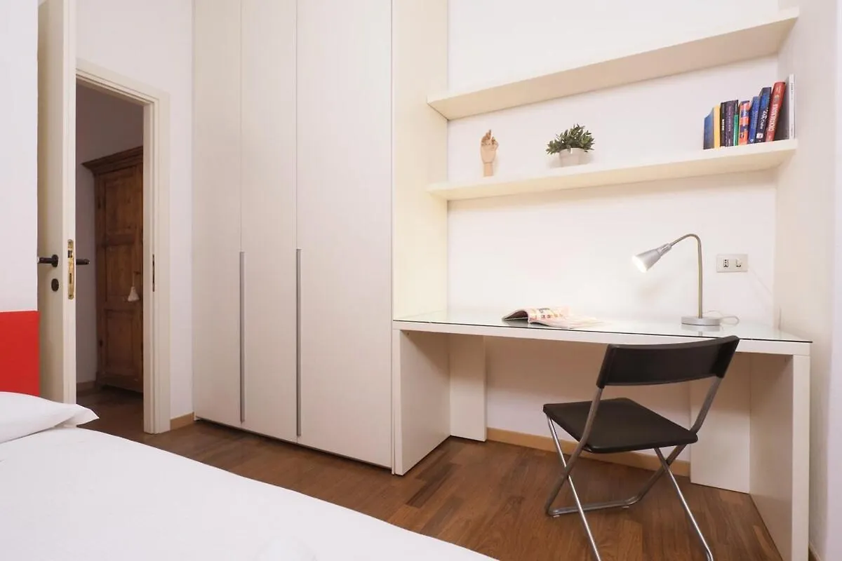 Cozy Two-Bedroom Apartment In Citta Studi Area Milan Italy