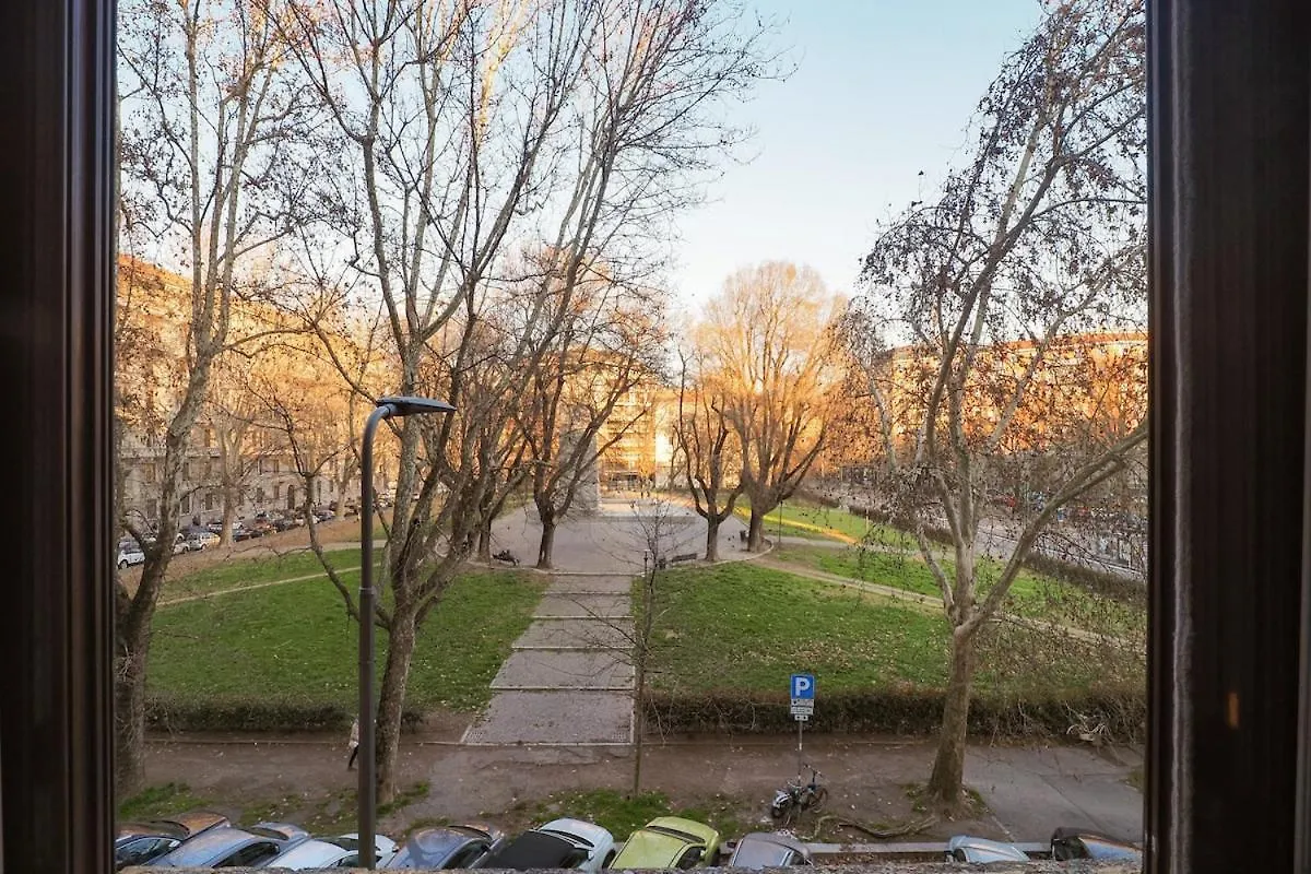 Cozy Two-Bedroom Apartment In Citta Studi Area Milan