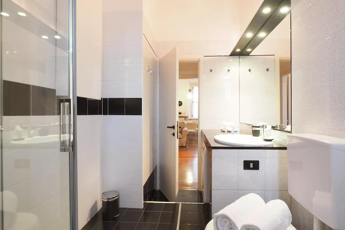 Cozy Two-Bedroom Apartment In Citta Studi Area Milan