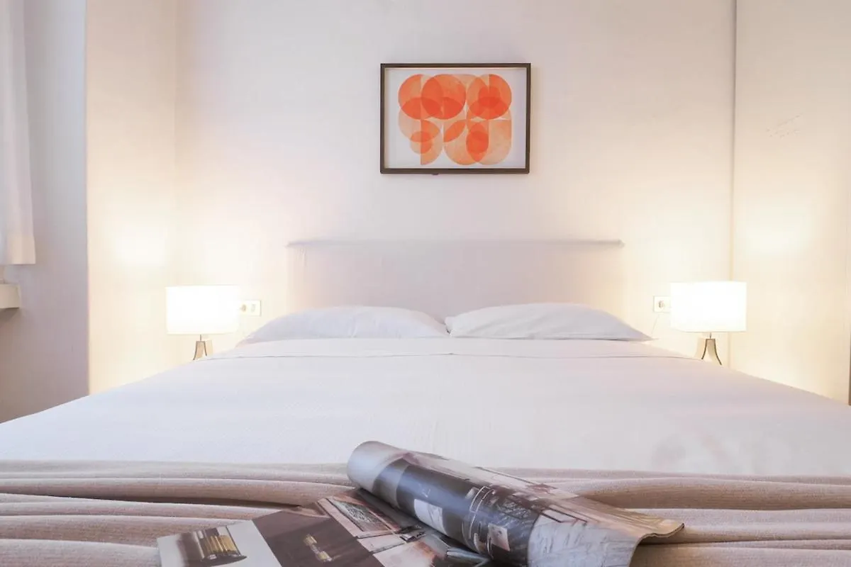 Cozy Two-Bedroom Apartment In Citta Studi Area Milan